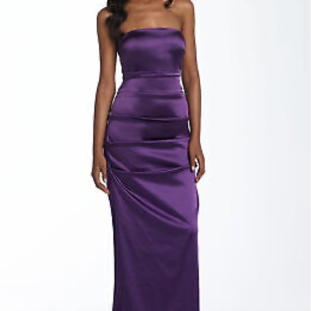 Nicole Miller Elegant Purple Evening Gown